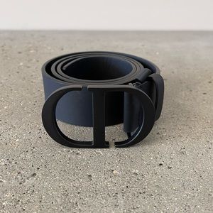 CHRISTIAN DIOR 30 Montaigne Belt in Ultra Matte Black Smooth Calfskin 35mm